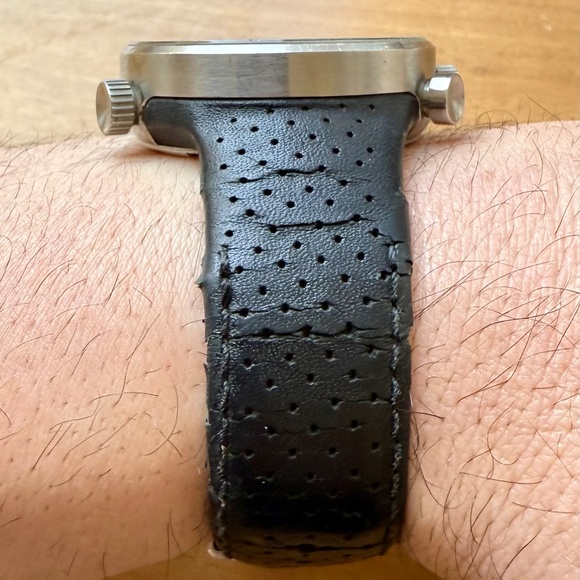 Nike Heritage Chronograph Black Dial 200m Limited Edition Watch - Picture 3 of 4